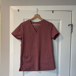 Figs XS mineral mauve casma top and Zamora jogger set